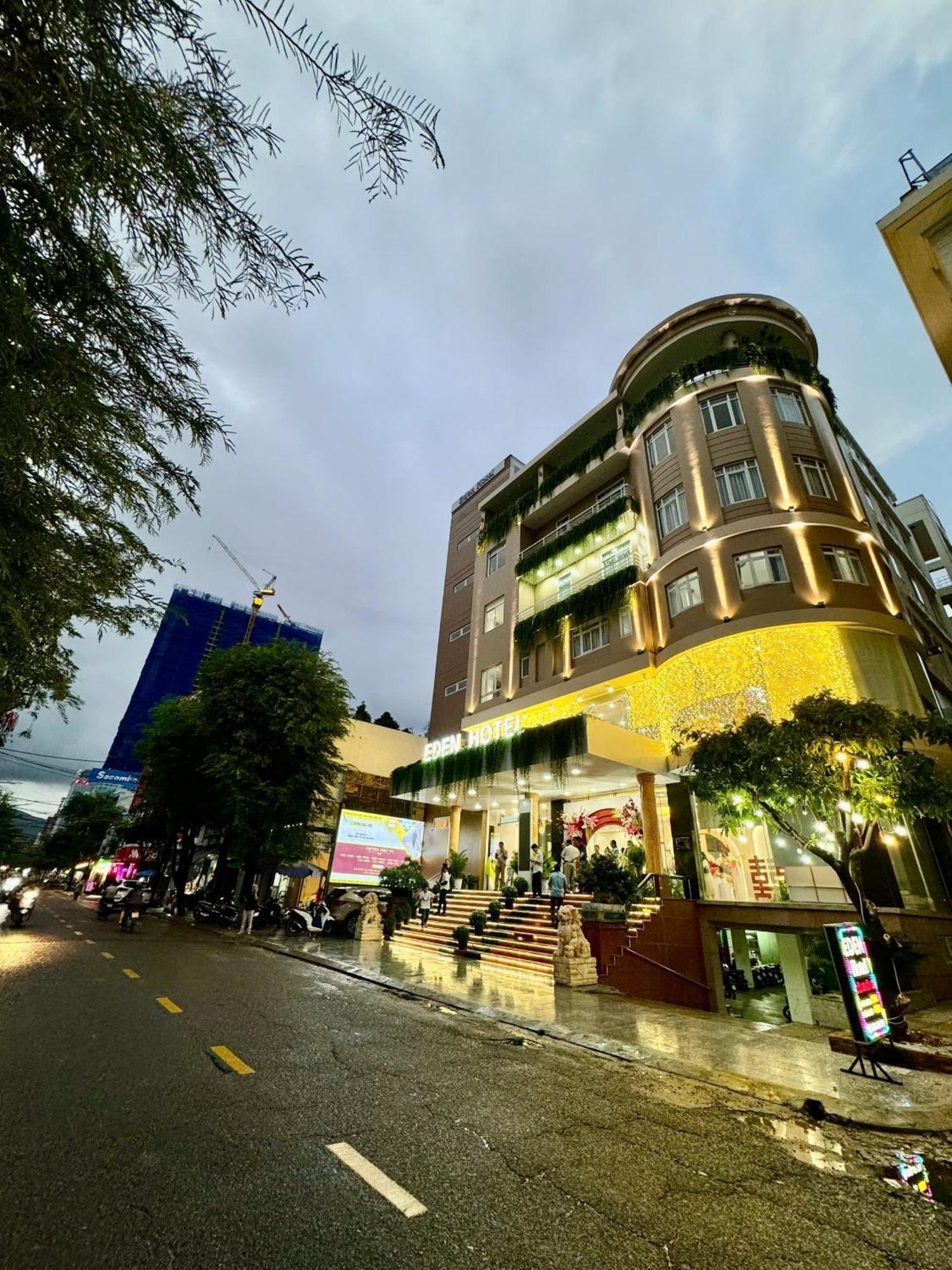 Eden Quy Nhon Hotel Exteriör bild